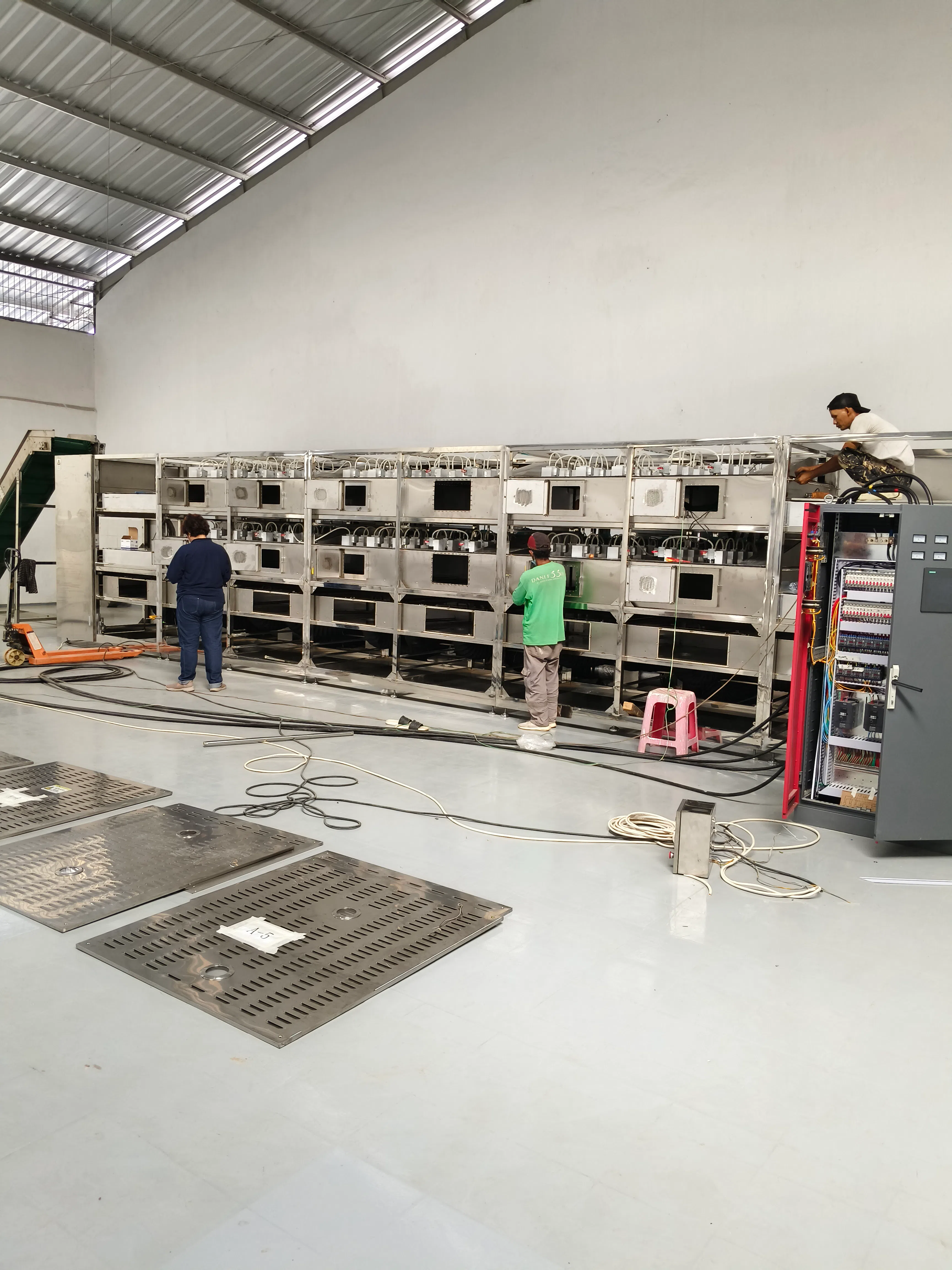 Equipamento de desativação enzimática por micro-ondas para pétalas de rosa