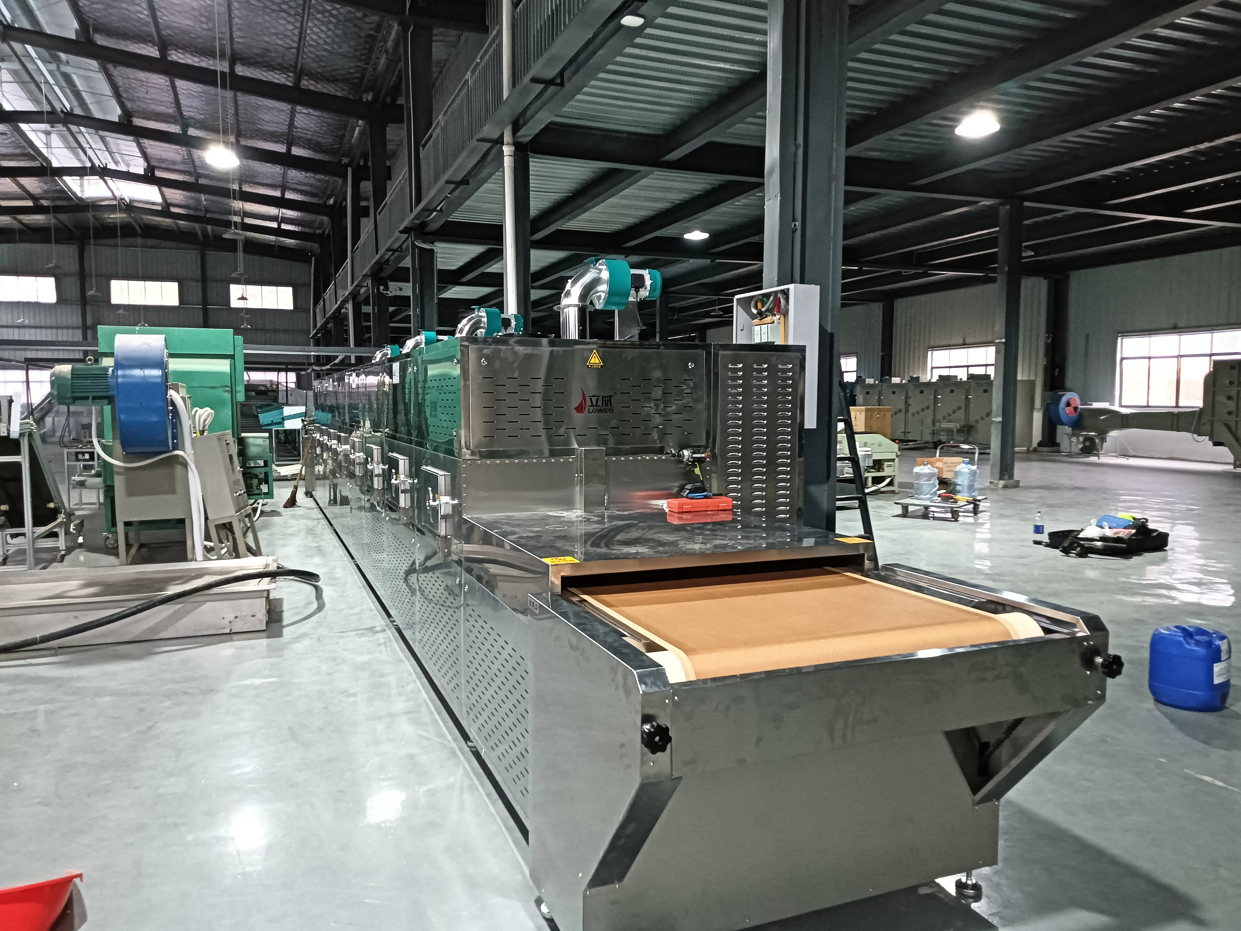 Dupla Eficiência, Custo Mais Baixo, Qualidade Estável——Soluções Avançadas de Processamento por Micro-ondas para a Indústria Alimentícia
