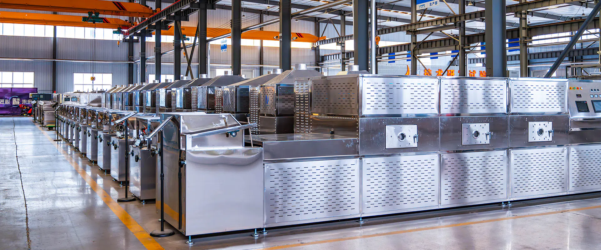 Shandong Lewave Group conclui o carregamento de equipamentos industriais de micro-ondas para exportação global